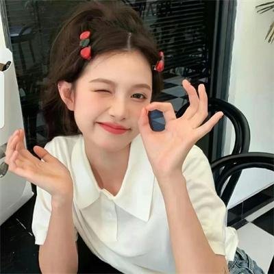 湖畔的女人们